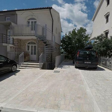 Apartments Tommi Dramalj Luaran gambar