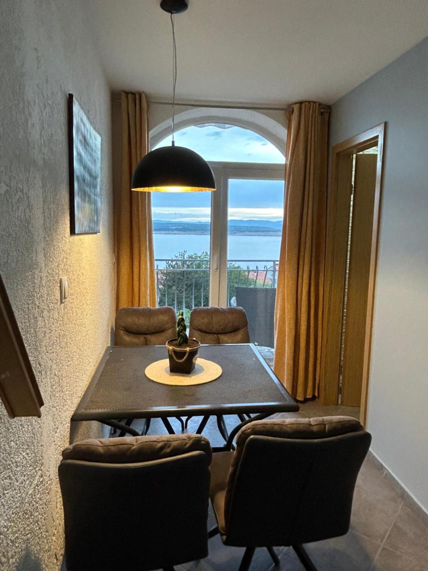 Apartments Tommi Dramalj Luaran gambar