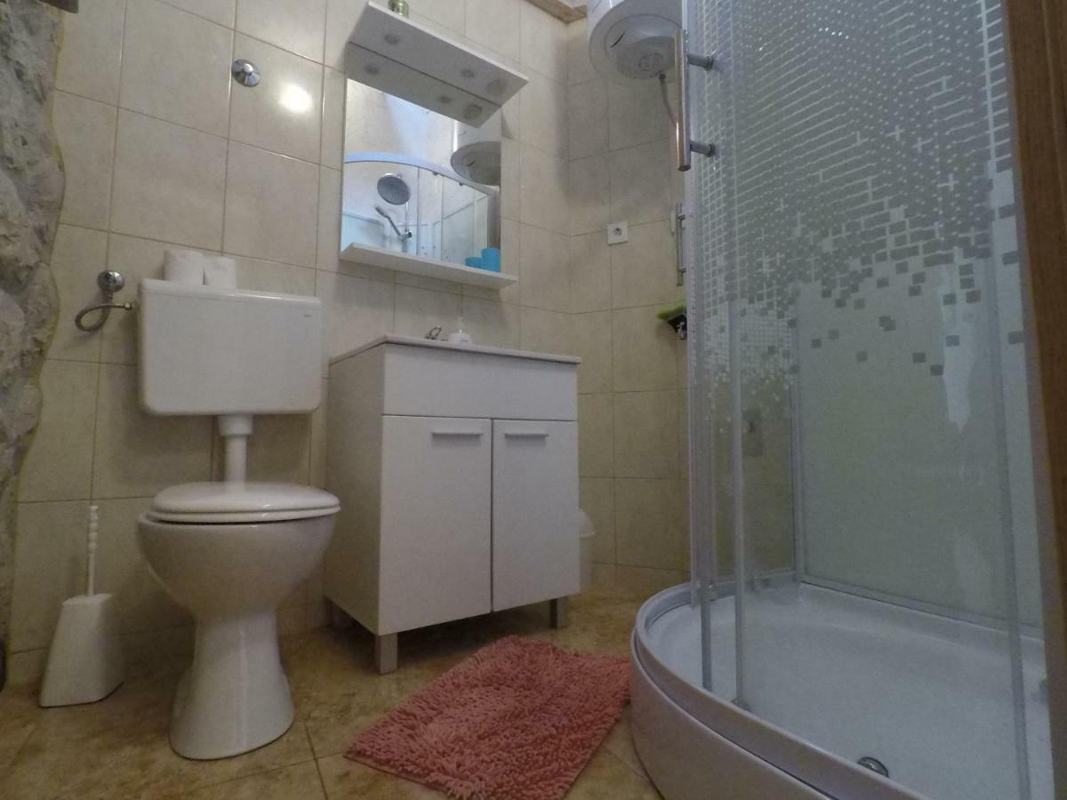 Apartments Tommi Dramalj Luaran gambar